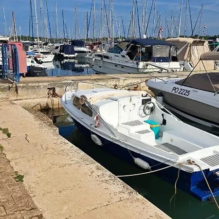 شقة Marina